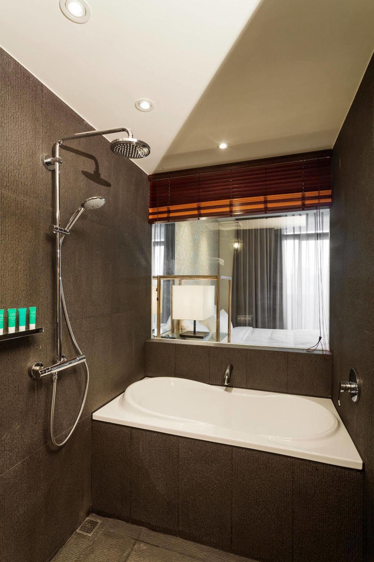Lacle Hotel-Luzhou Тайпей Екстериор снимка